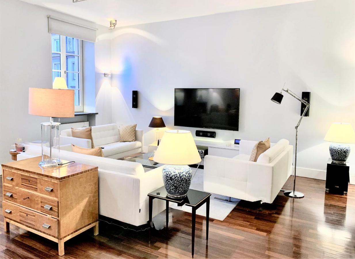 Mondrian Luxury Suites & Apartments Market Square IV Warschau Exterior foto