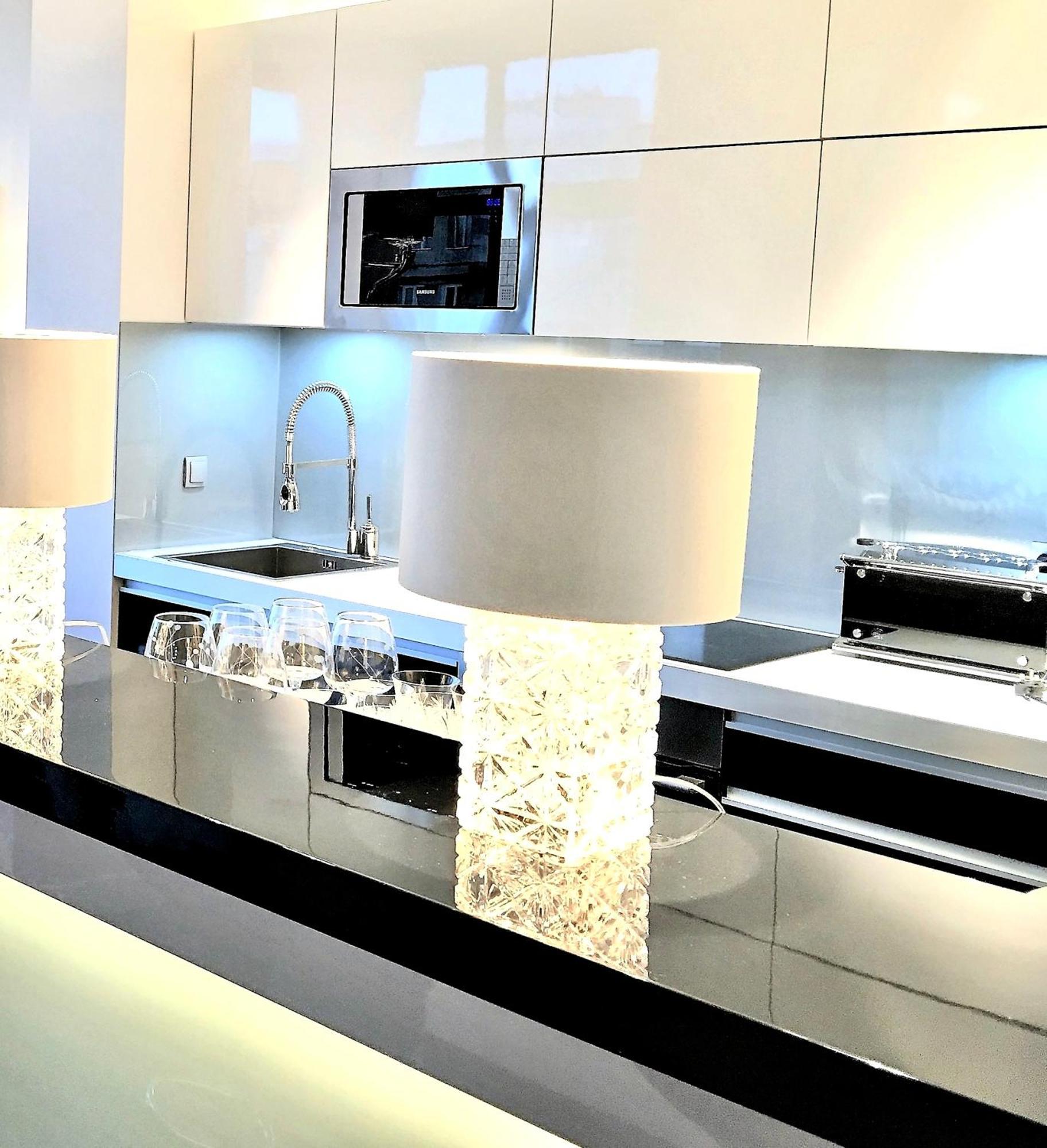 Mondrian Luxury Suites & Apartments Market Square IV Warschau Exterior foto