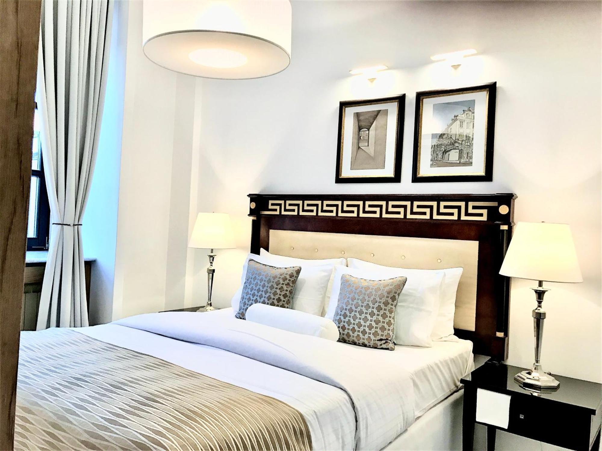 Mondrian Luxury Suites & Apartments Market Square IV Warschau Exterior foto