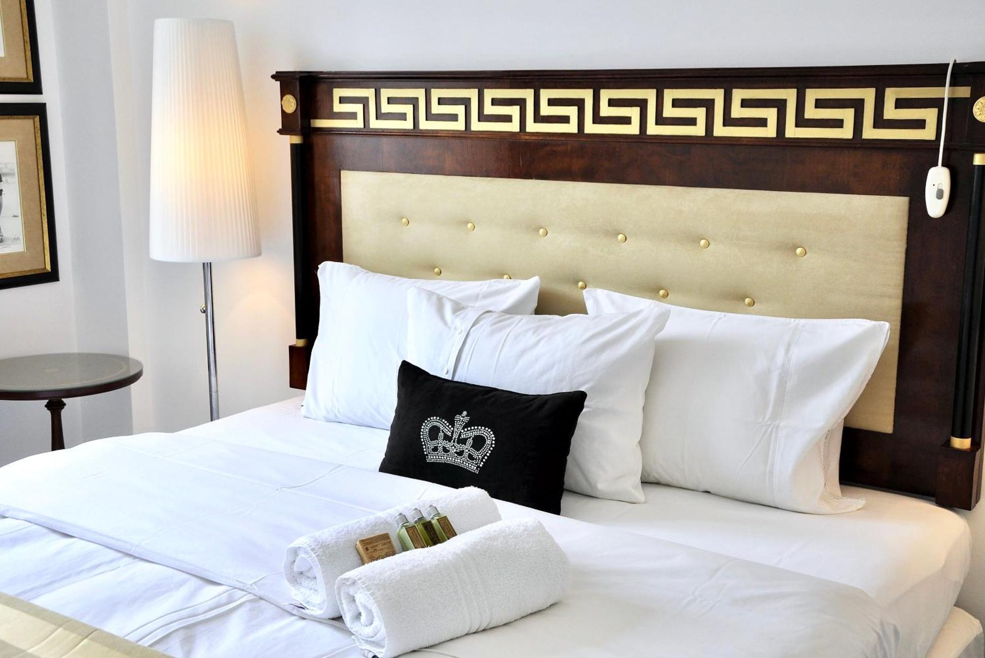 Mondrian Luxury Suites & Apartments Market Square IV Warschau Zimmer foto