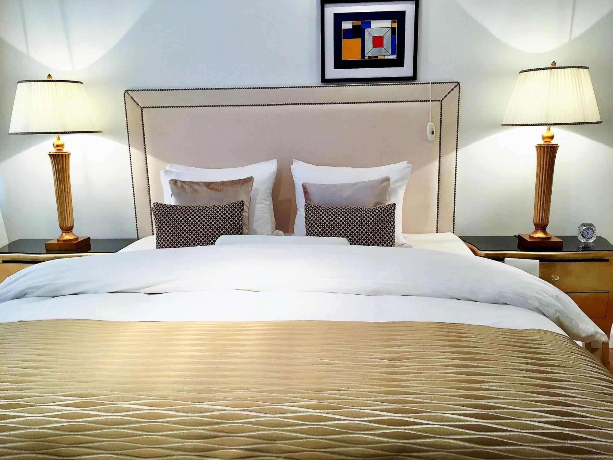 Mondrian Luxury Suites & Apartments Market Square IV Warschau Zimmer foto