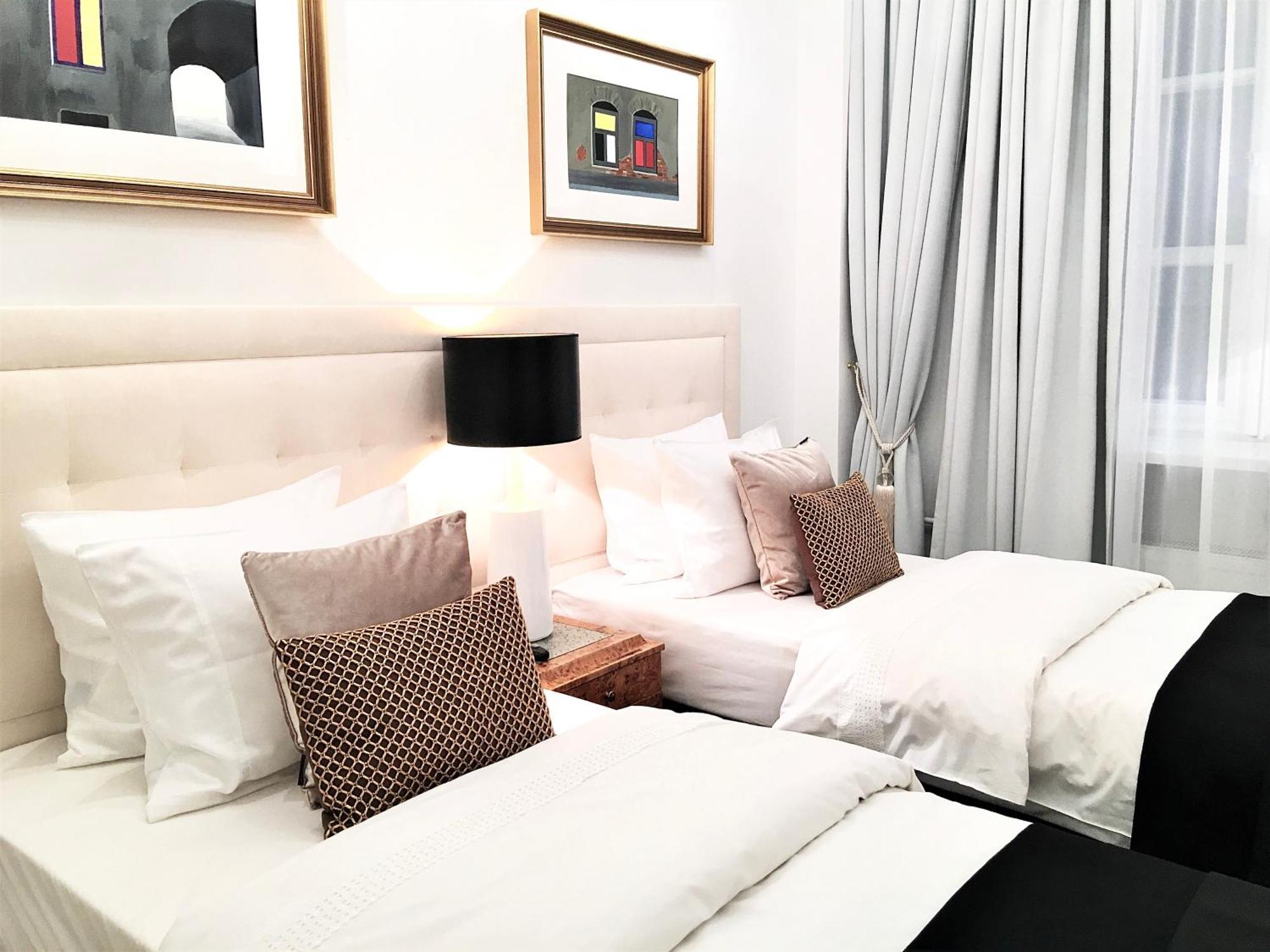 Mondrian Luxury Suites & Apartments Market Square IV Warschau Zimmer foto